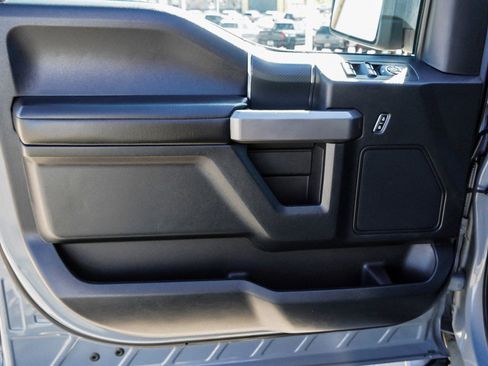 Used 2019 Ford F150 XLT w/ Equipment Group 302A Luxury AWD/4WD image 23