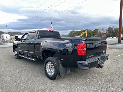 Used 2015 Chevrolet Silverado 3500 High Country w/ Duramax Plus Package image 8