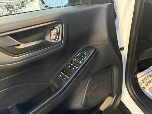 Used 2025 Ford Escape Active image 22