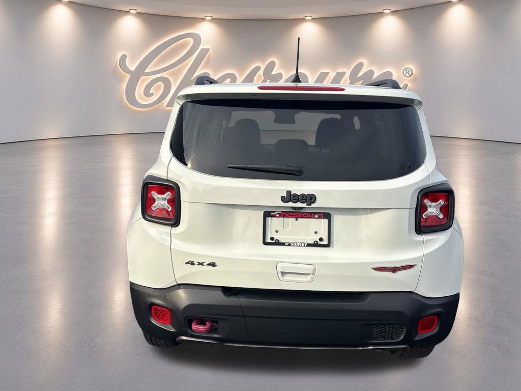 Used 2019 Jeep Renegade Trailhawk AWD/4WD image 4
