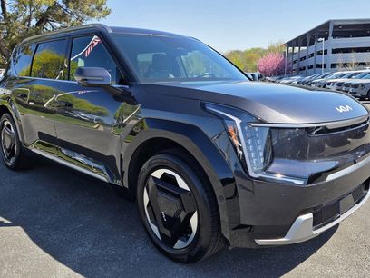 Certified 2024 Kia EV9 Land