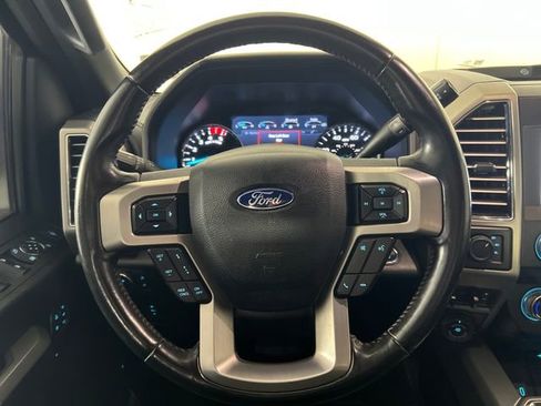 Used 2020 Ford F250 Platinum w/ FX4 Off-Road Package image 14