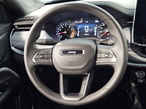 Used 2025 Jeep Compass Sport AWD/4WD image 26