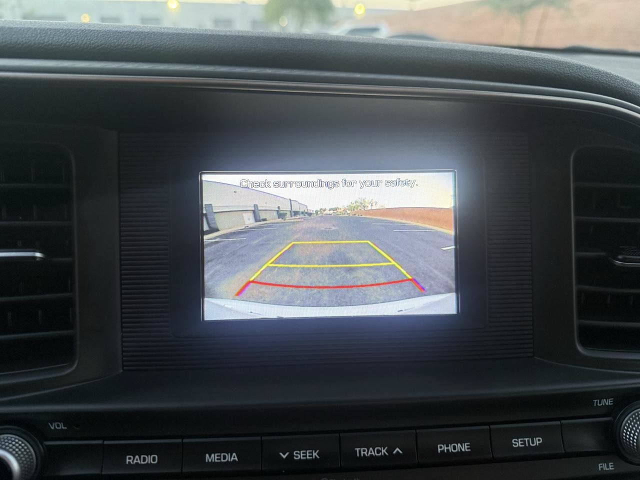 Used 2020 Hyundai Elantra SE w/ Cargo Package (C1) FWD image 25