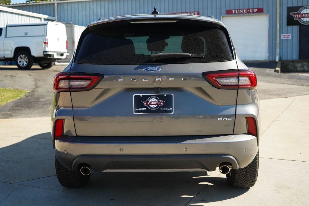 Used 2023 Ford Escape ST-Line w/ Tech Pack #1 AWD/4WD image 19