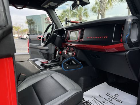 Used 2021 Ford Bronco Black Diamond image 35