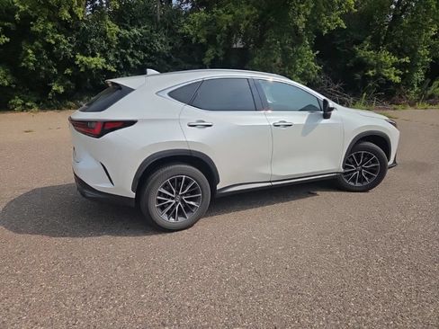 Used 2024 Lexus NX 350h AWD image 20