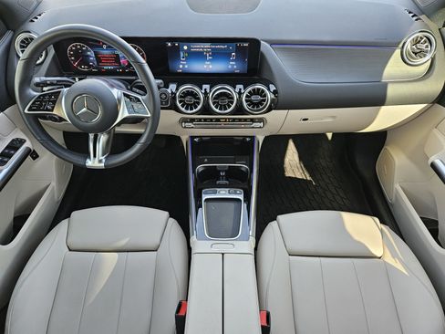 Used 2026 Mercedes-Benz GLA 250 4MATIC image 25