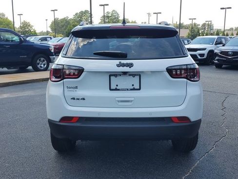 New 2025 Jeep Compass Limited w/ Sun & Sound Group image 5