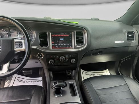 Used 2013 Dodge Charger SXT Plus RWD image 2