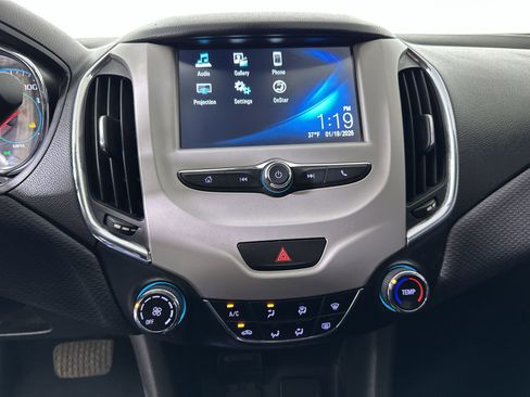 Used 2018 Chevrolet Cruze LS image 50