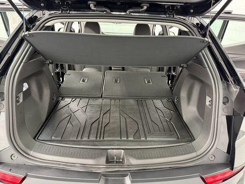 Used 2023 Chevrolet Bolt EUV Premier w/ Super Cruise Package FWD image 31