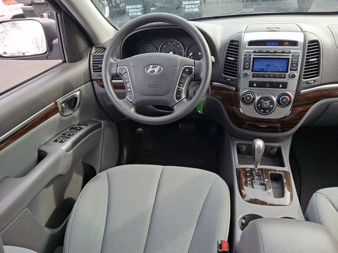 Used 2012 Hyundai Santa Fe GLS image 14