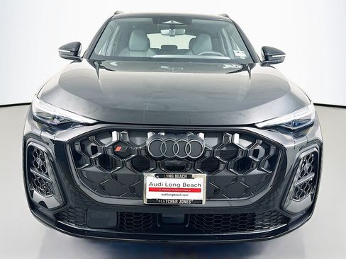 New 2026 Audi SQ5 Premium Plus AWD/4WD image 2