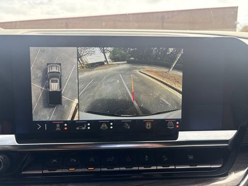 Used 2026 Chevrolet Silverado 1500 LTZ image 11