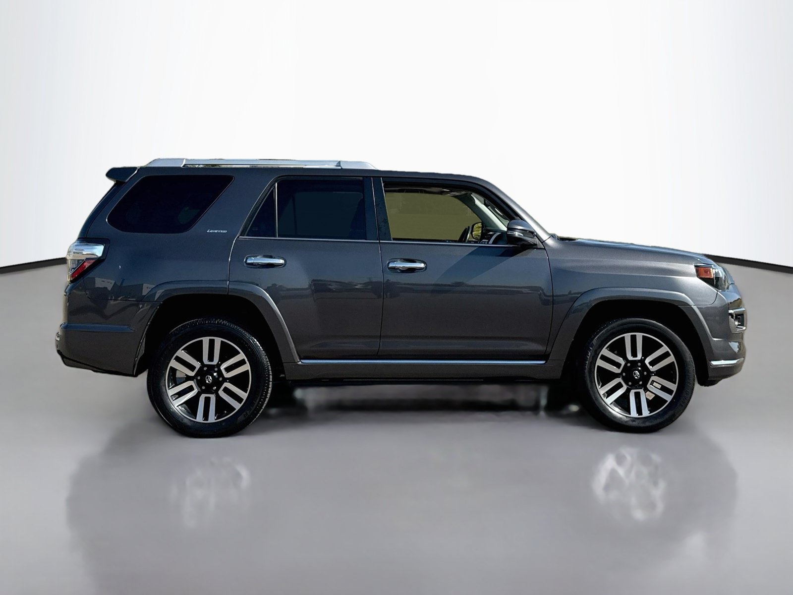 Used 2019 Toyota 4Runner Limited AWD/4WD image 8