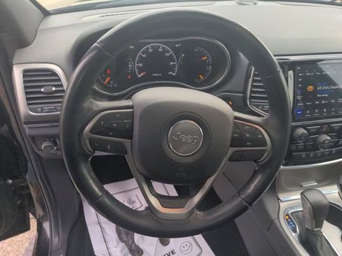 Used 2020 Jeep Grand Cherokee Limited w/ Luxury Group II image 28