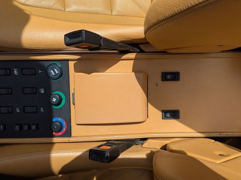 Used 1989 Ferrari Mondial Cabriolet image 26