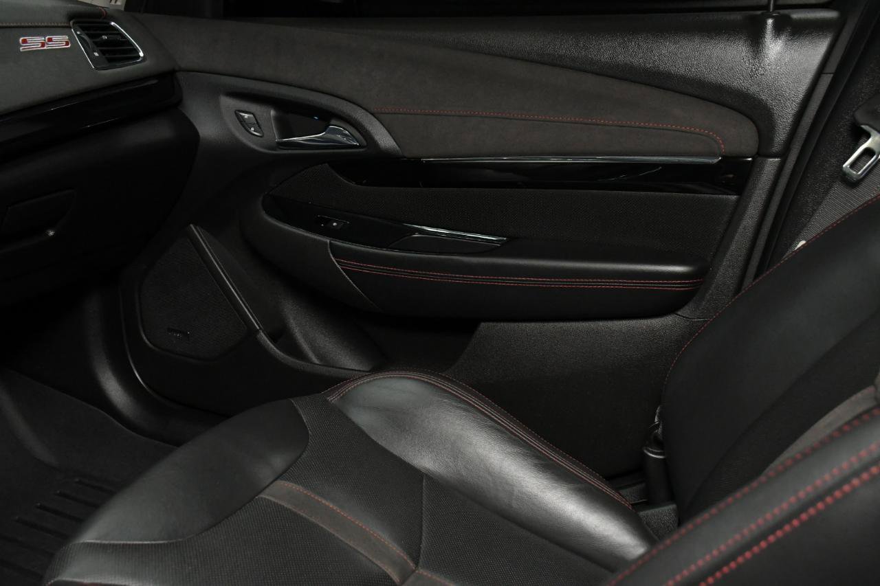 Used 2016 Chevrolet SS RWD image 35