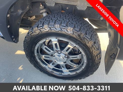 Used 2012 Toyota Tundra 2WD CrewMax w/ SR5 Pkg image 12