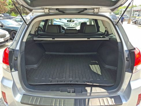 Used 2013 Subaru Outback 2.5i Limited AWD/4WD image 28