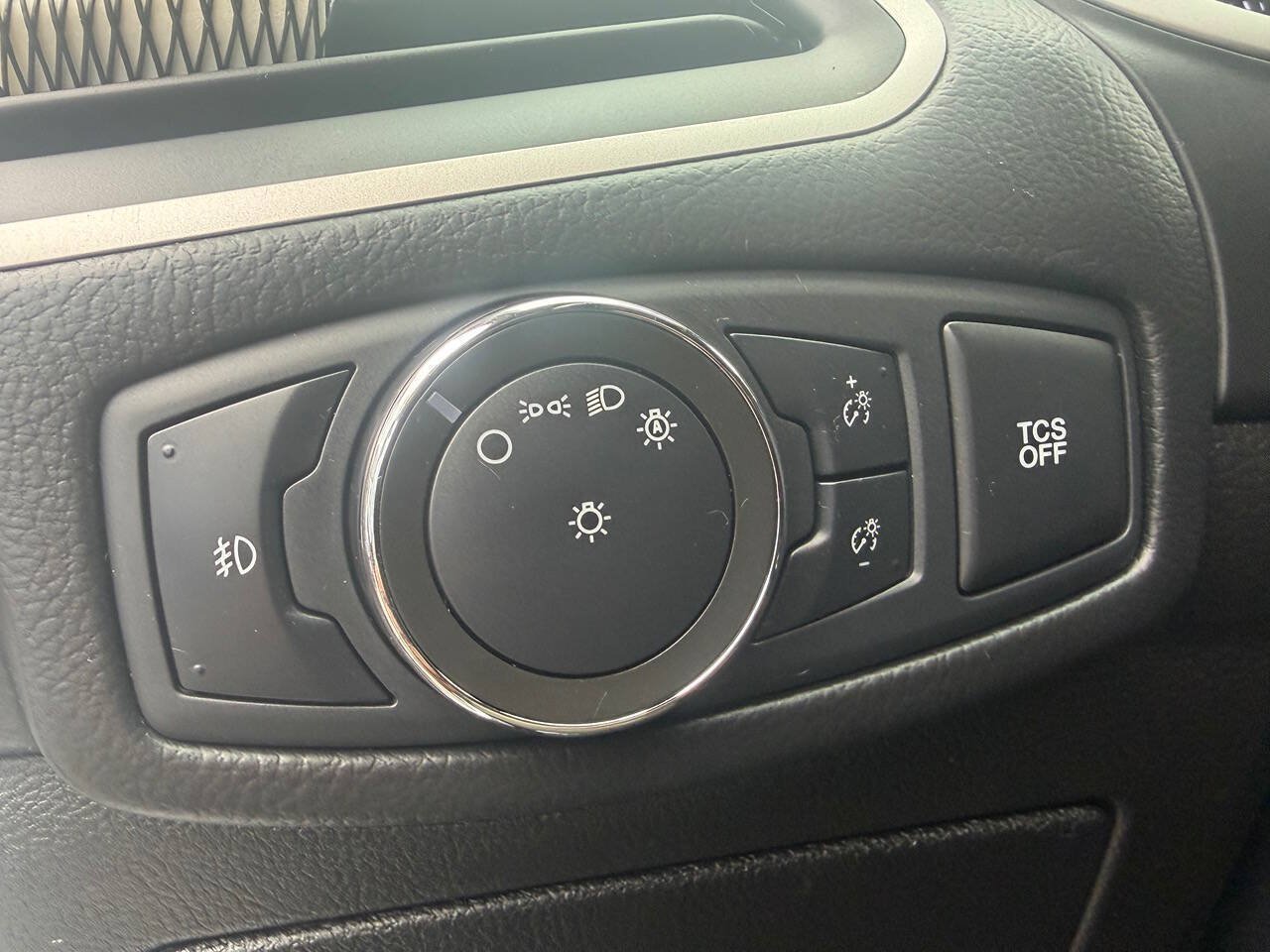 Used 2020 Ford Edge SEL w/ Cold Weather Package AWD/4WD image 20