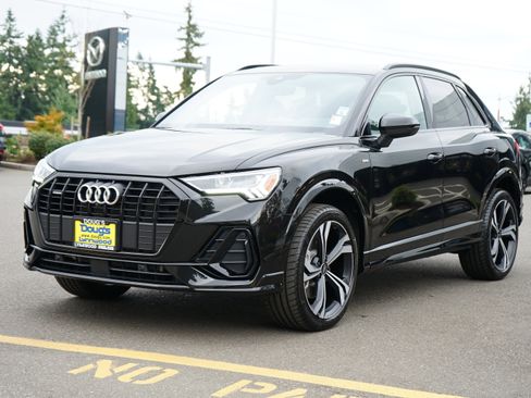 Used 2024 Audi Q3 2.0T Premium Plus w/ Premium Plus Package image 9