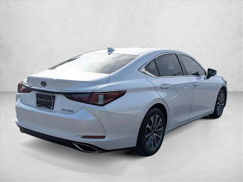 Used 2023 Lexus ES 350 w/ Accessory Package (Z1) FWD image 5