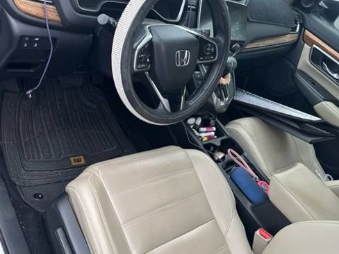 Used 2019 Honda CR-V Touring image 9