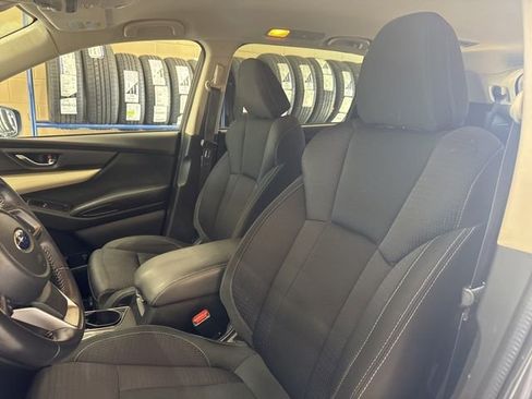 Used 2021 Subaru Ascent Premium w/ Convenience Package image 9