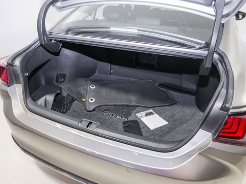 Used 2021 Lexus ES 250 w/ Premium Package image 36