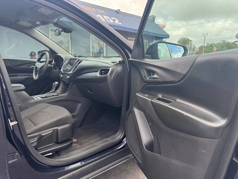 Used 2020 Chevrolet Equinox LT image 22