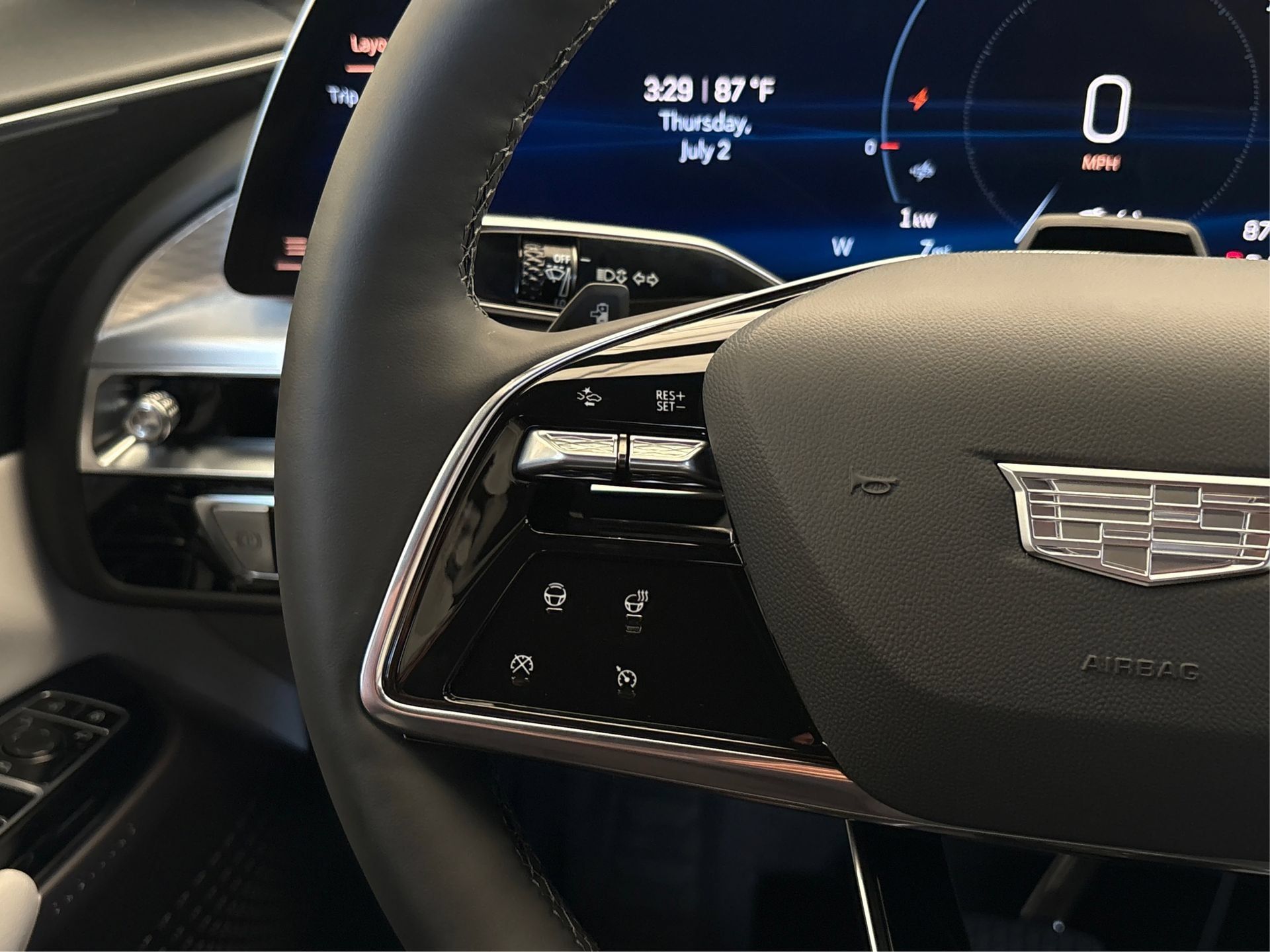 New 2026 Cadillac Lyriq Luxury RWD image 26