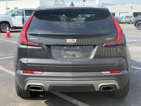 Used 2021 Cadillac XT4 Premium Luxury FWD image 3