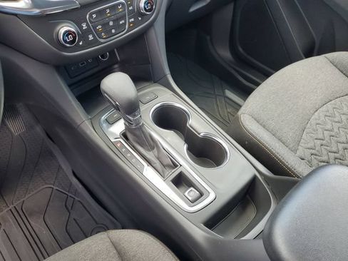 Used 2023 Chevrolet Equinox LT AWD/4WD image 28