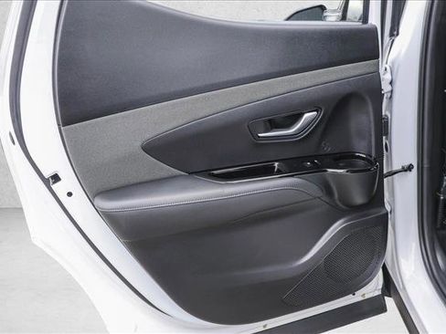 Certified 2024 Hyundai Santa Cruz Limited image 23