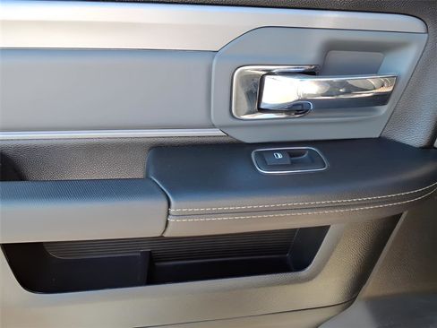 Used 2018 RAM 2500 Power Wagon w/ Leather & Luxury Group image 11