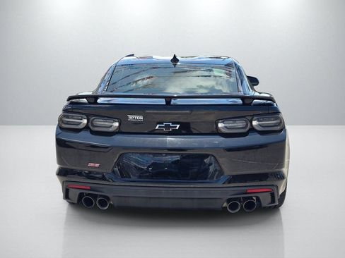 Used 2019 Chevrolet Camaro SS RWD image 6