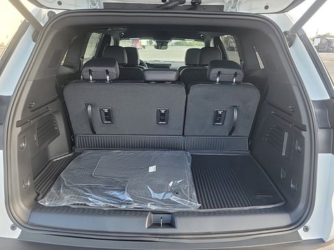 New 2026 GMC Acadia Elevation w/ Elevation Premium Package image 7