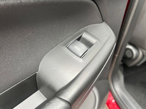 Used 2025 Chevrolet TrailBlazer LT image 24