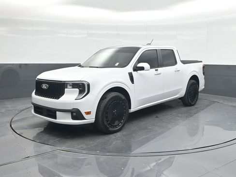 Certified 2025 Ford Maverick Lobo image 32