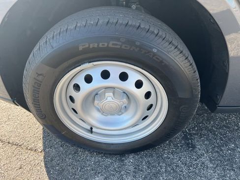 New 2025 Ford Maverick XL image 20