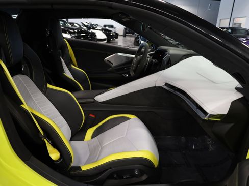 Used 2022 Chevrolet Corvette Stingray Premium Conv w/ Z51 Performance Package image 40