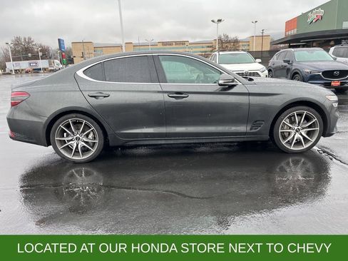 Used 2024 Genesis G70 2.5T image 9