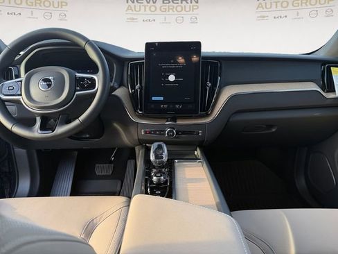 New 2026 Volvo XC60 B5 Plus w/ Protection Package Premier AWD/4WD image 10