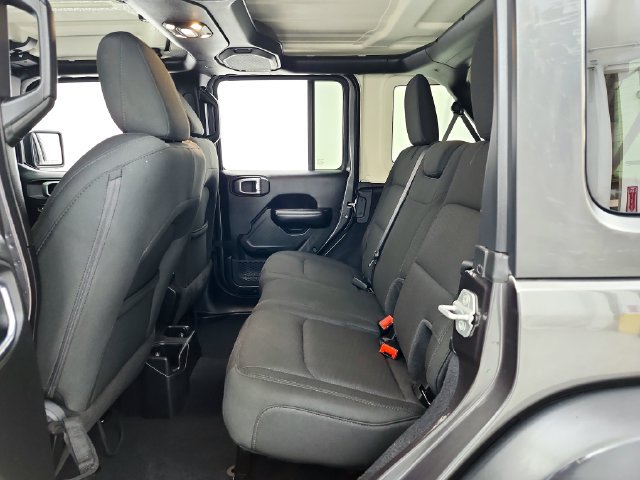 Used 2019 Jeep Wrangler Unlimited Sport S AWD/4WD image 26