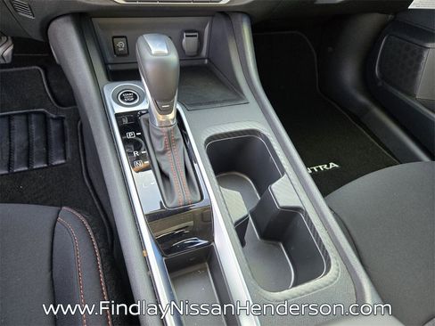 Used 2025 Nissan Sentra SR image 28