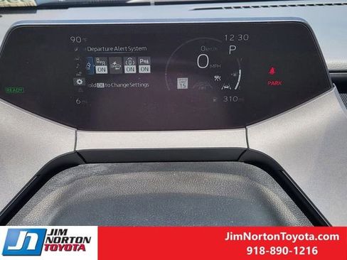 New 2026 Toyota Prius XLE image 13