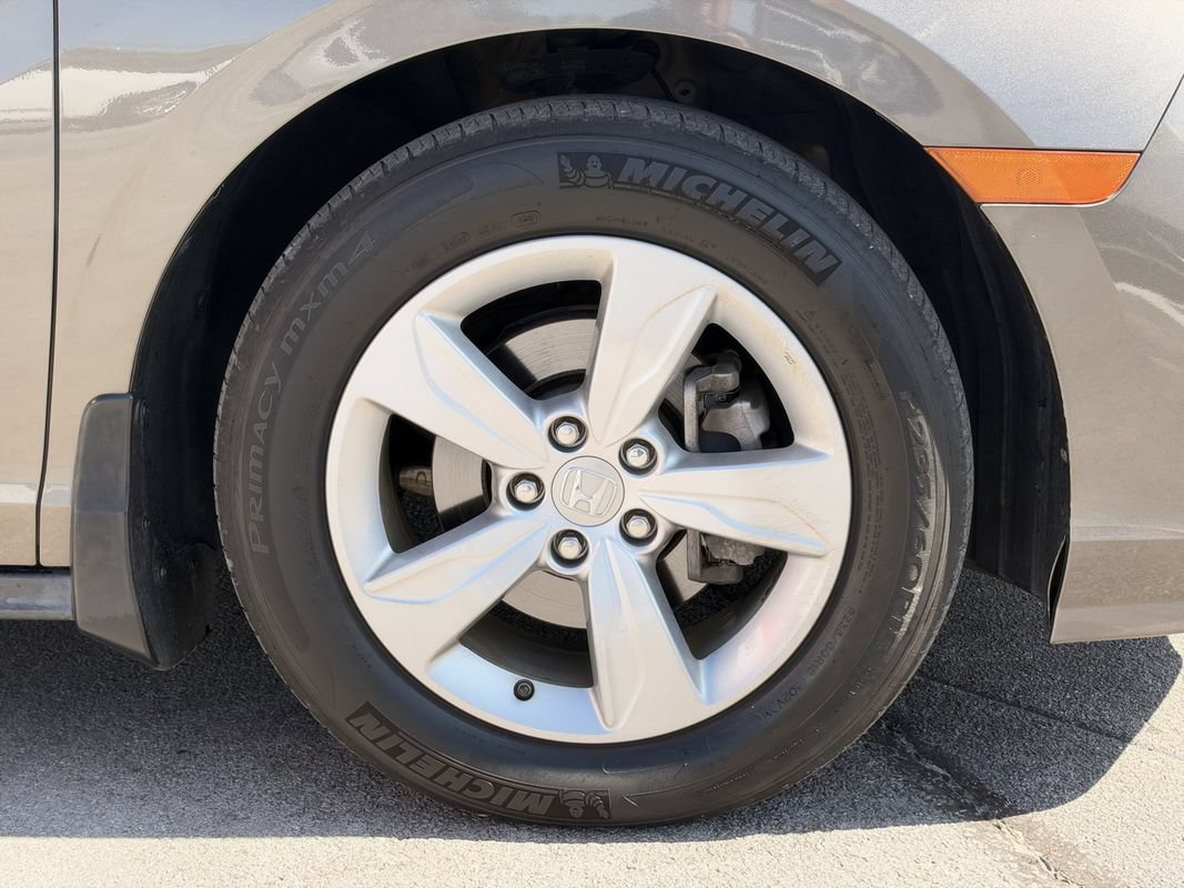 Used 2019 Honda Odyssey EX image 26