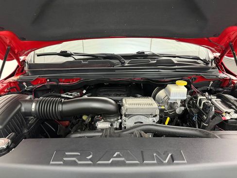 Used 2024 RAM 1500 Laramie AWD/4WD image 34